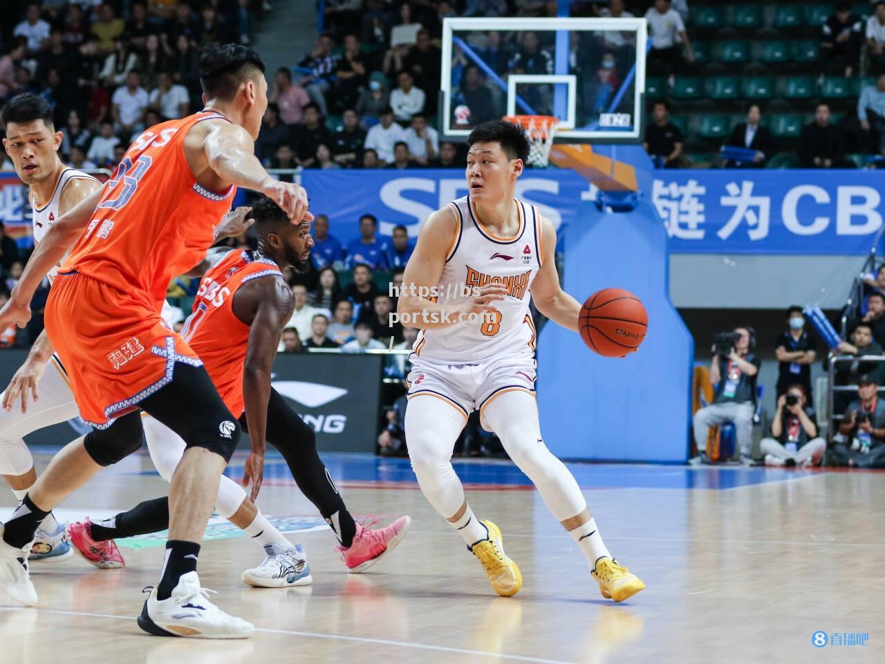 CBA广州主场诞生新星，20岁小将狂砍40分刷新生涯纪录_